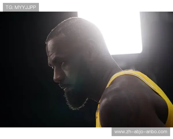 NBA詹姆斯壁纸:精彩瞬间与高清桌面壁纸推荐 NBA詹姆斯壁纸:精彩瞬间与高清桌面壁纸推荐